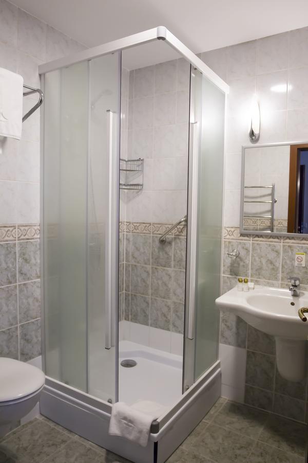 Atyrau Hotel Экстерьер фото
